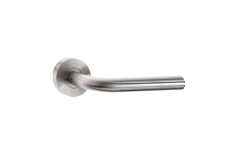 Deurkruk L-vorm TL4102, op ronde rozet, geveerd, geborsteld inox, klasse 4