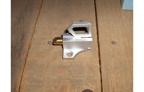 Knipslot alu nylon pin lang