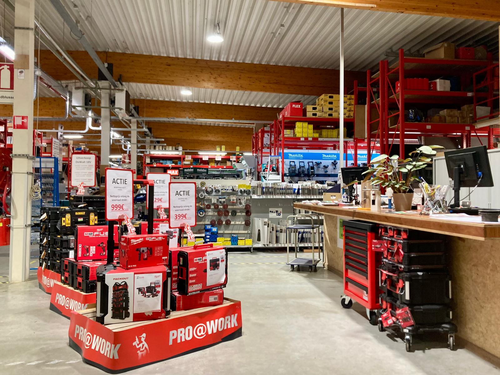 Metaalwaren Vancanneyt werkschoenen en kledij